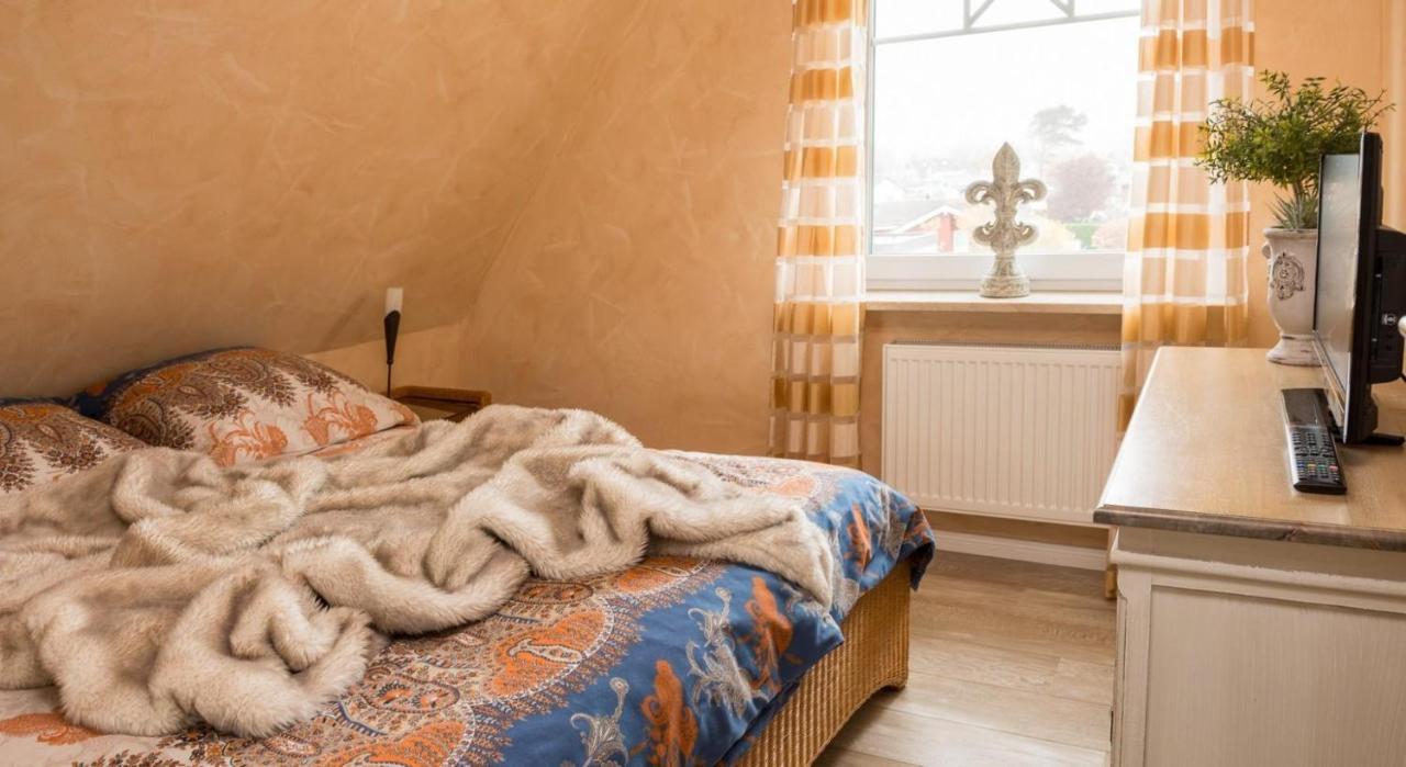 Altes Strandhus Casa Meeresrauschen Scharbeutz Eksteriør billede